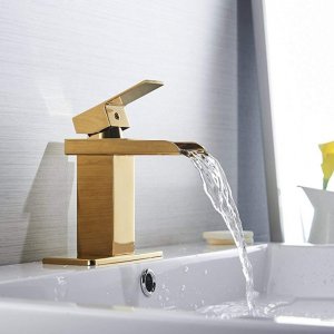 Centerset Bathroom Faucet